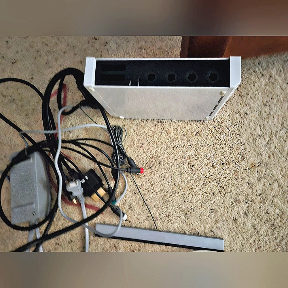 Wii console with or without games and controllers